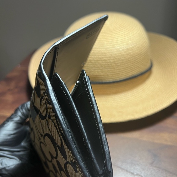 Coach Leatherware Snap zippy wallet - Picture 13 of 15